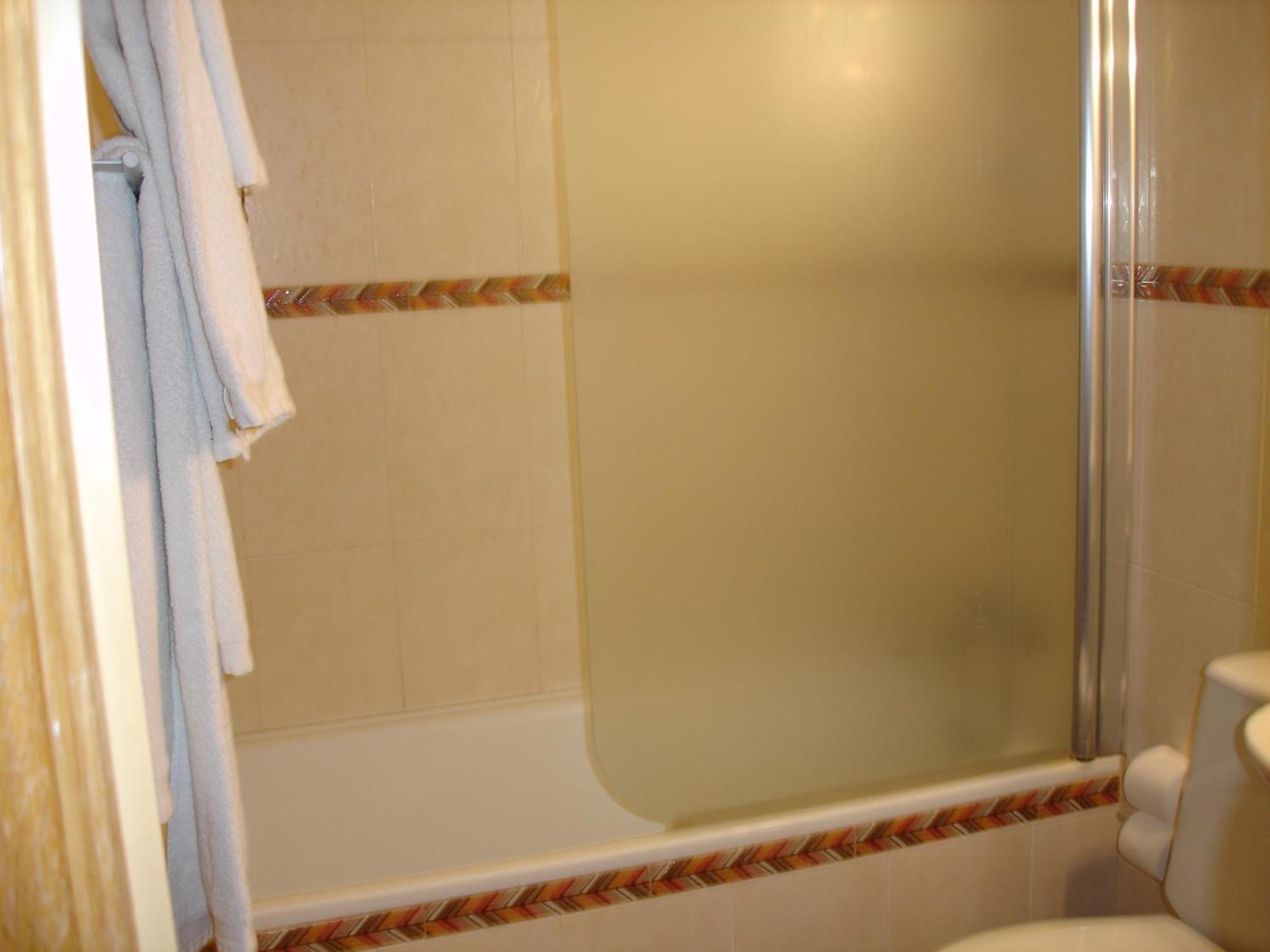 Hostal Puerta Bonita Vista Alegre Μαδρίτη Εξωτερικό φωτογραφία