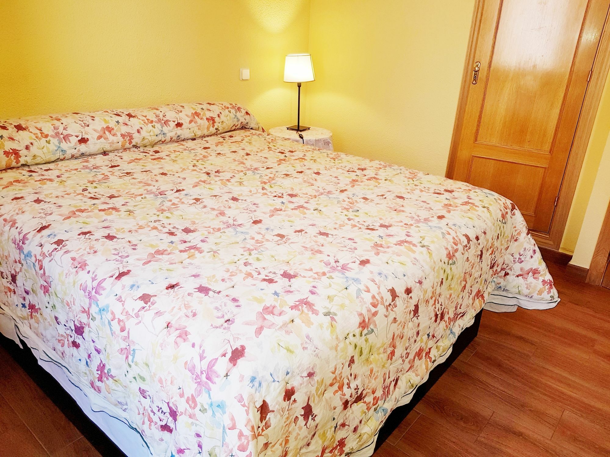 Hostal Puerta Bonita Vista Alegre Μαδρίτη Εξωτερικό φωτογραφία
